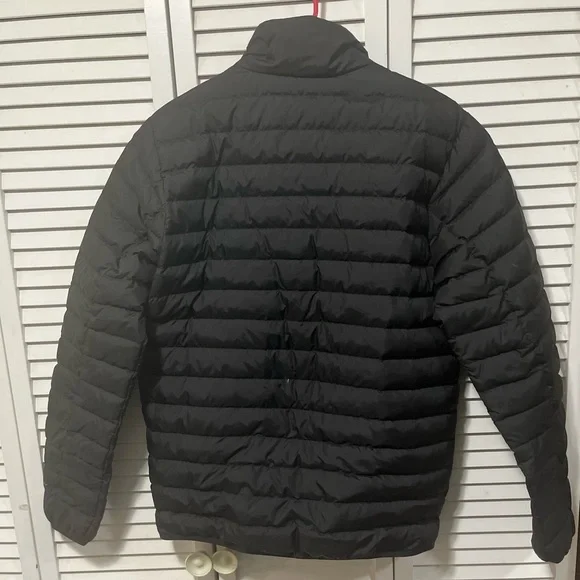 🔥 Eddie Bauer Womens Small Black Puffer Jacket - Picture 2 of 4